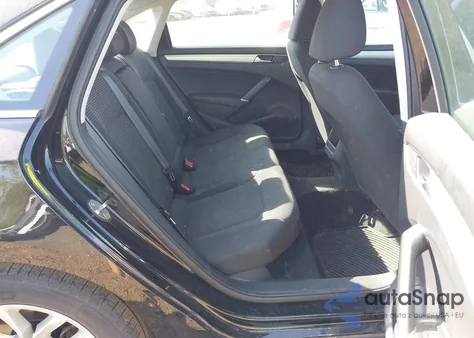 2016 Volkswagen Passat 1.8T S из США, поврежденный, VIN 1VWAT7A38GC026915